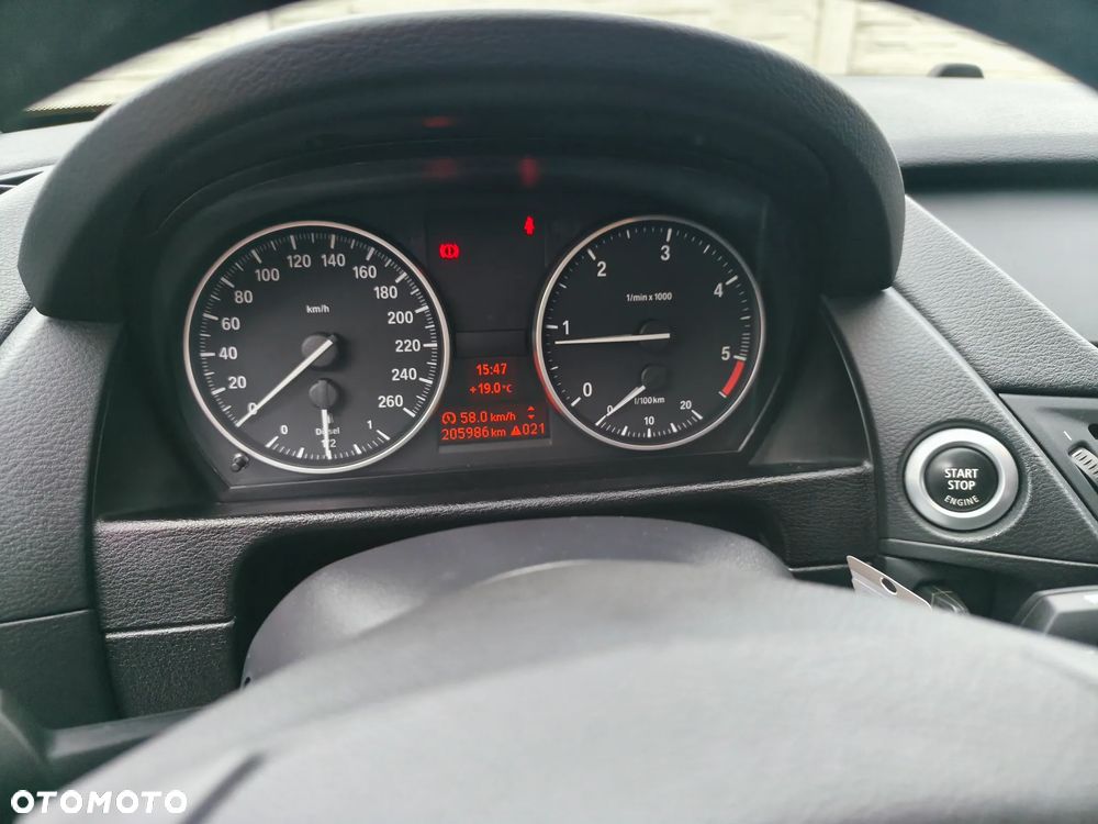 BMW X1 xDrive20d - 14