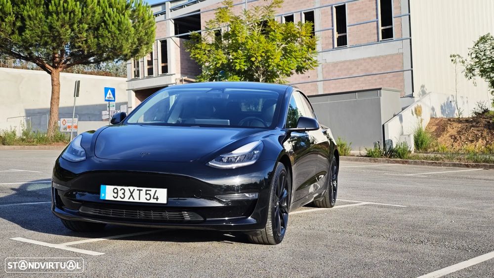 Tesla Model 3 Long-Range Dual Motor AWD - 3