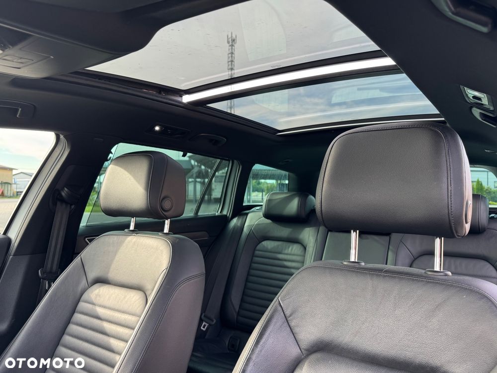 Volkswagen Passat Alltrack - 12