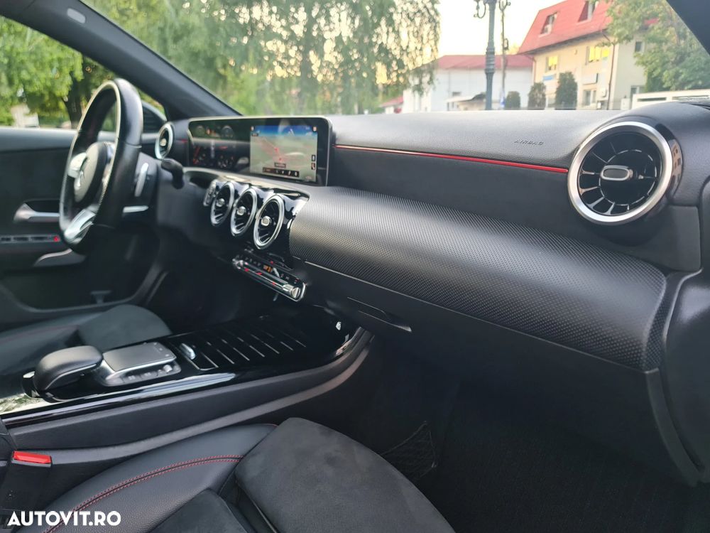 Mercedes-Benz A 180 d 7G-DCT AMG Line - 17