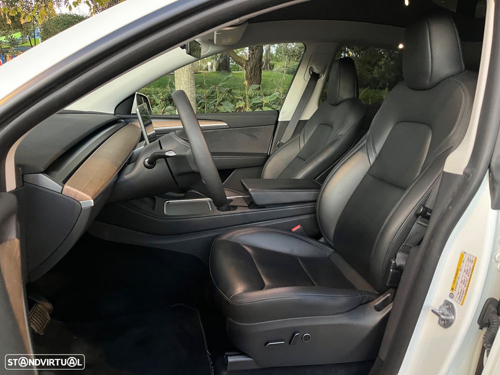 Tesla Model Y RWD - 11