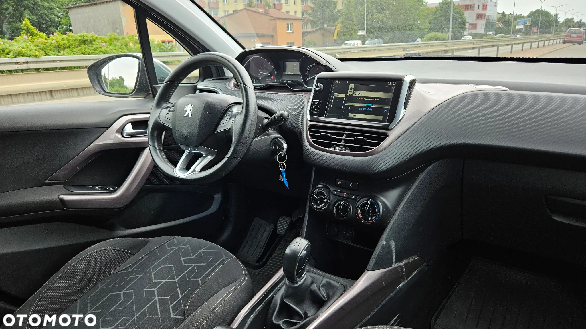 Peugeot 2008 1.4 HDi Active - 13