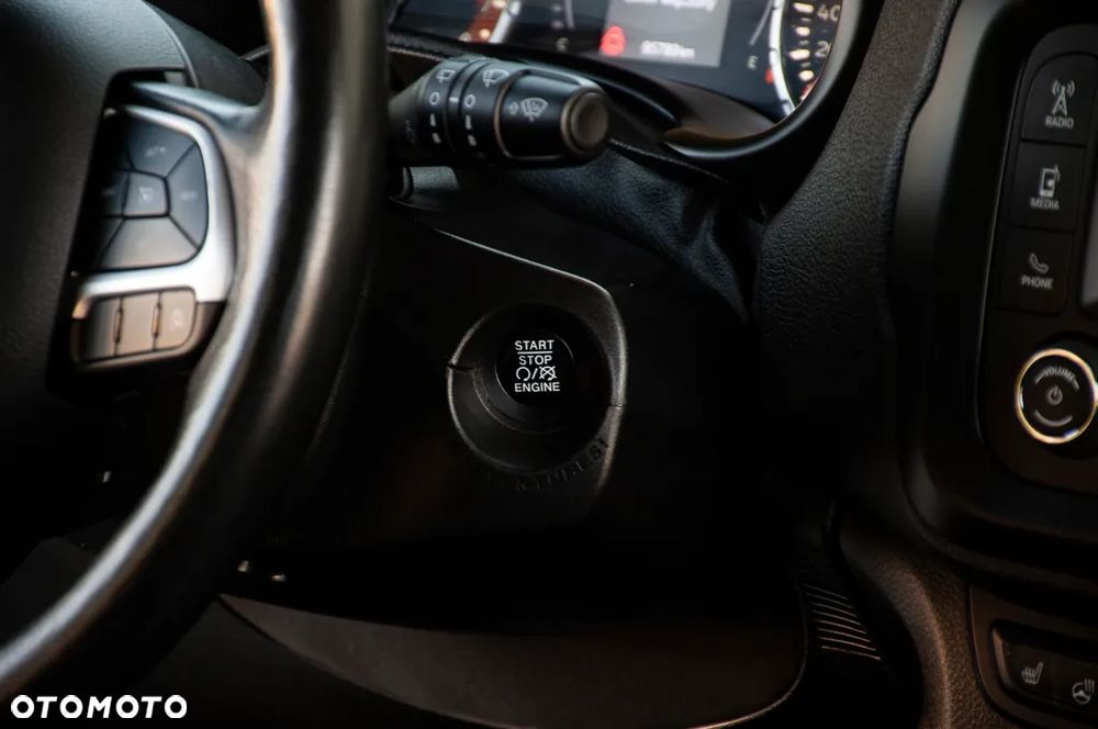 Jeep Renegade 1.4 MultiAir Longitude - 27