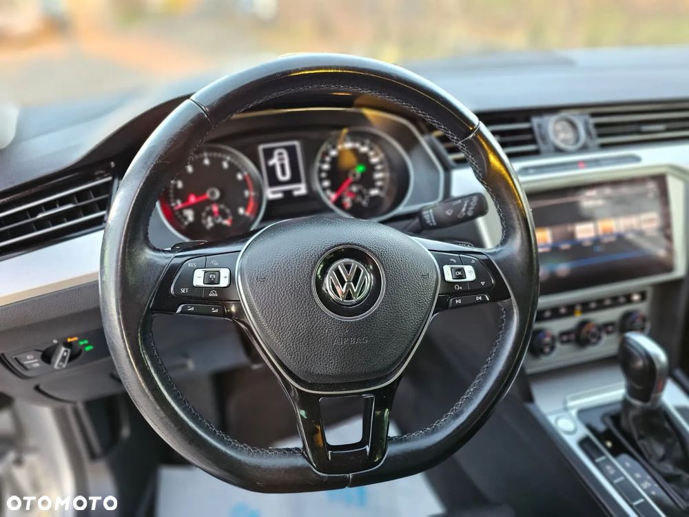 Volkswagen Passat Variant 1.8 TSI (BlueMotion Technology) DSG Comfortline - 12
