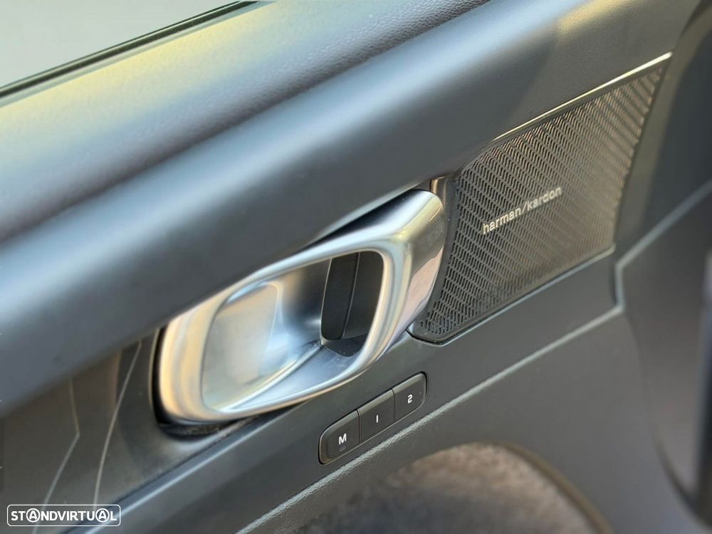 Volvo C40 Recharge Extended Range Plus - 11