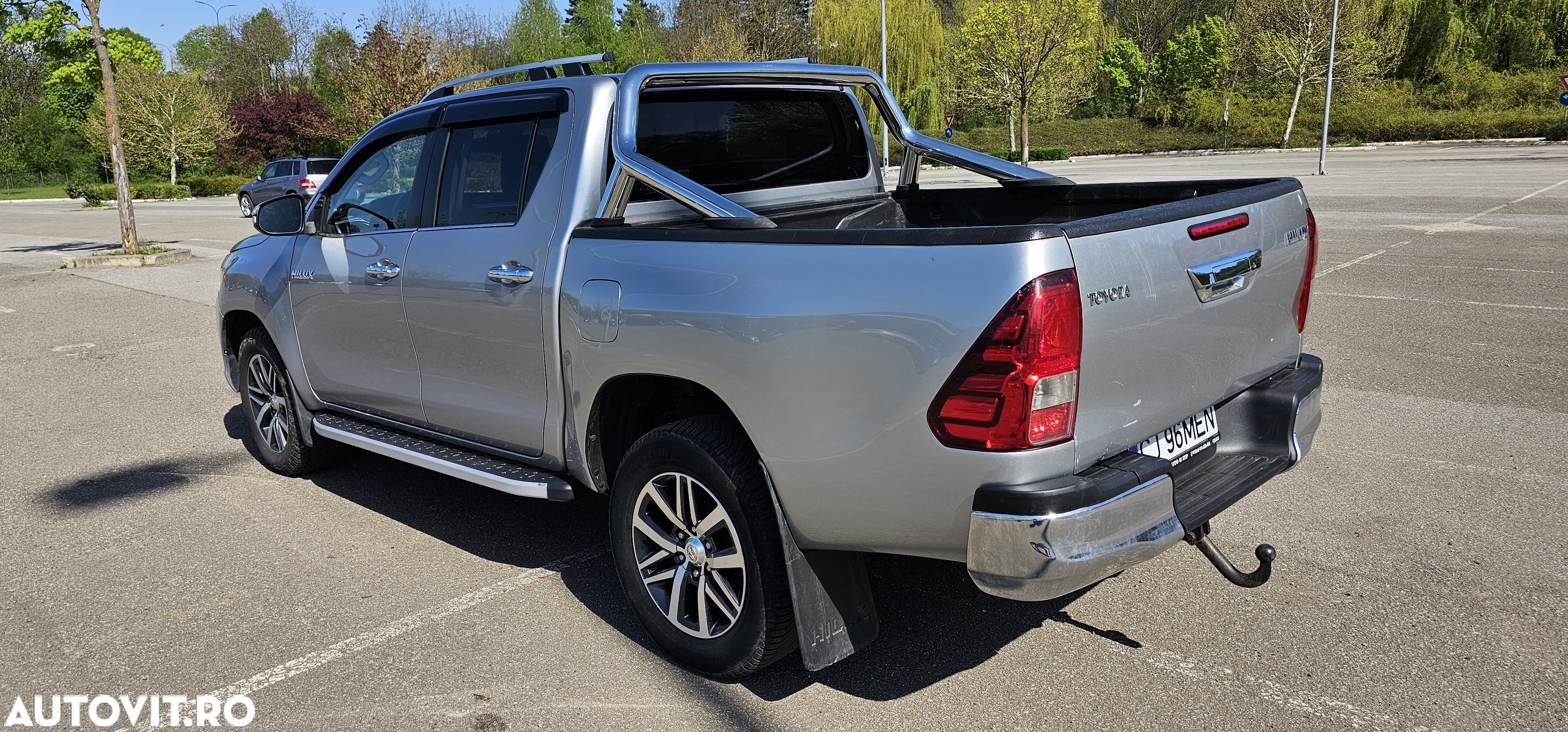 Toyota Hilux 4x4 Double Cab A/T cu Safety Sense Style - 3