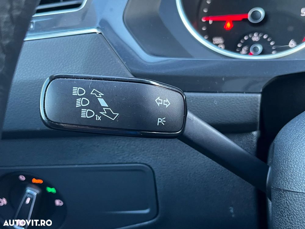 Volkswagen Tiguan 2.0 TDI SCR DSG 4Motion Life - 17