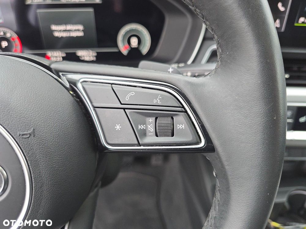 Audi A4 Limousine - 16