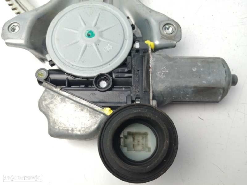 ELEVADOR DE VIDRO FRONTAL ESQUERDO TOYOTA RAV 4 IV 2015 -8572042110 - 2