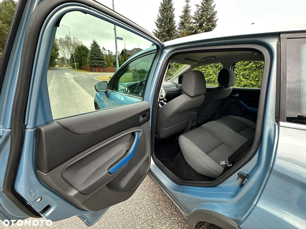 Ford Kuga 2.0 TDCi 2x4 Trend - 18