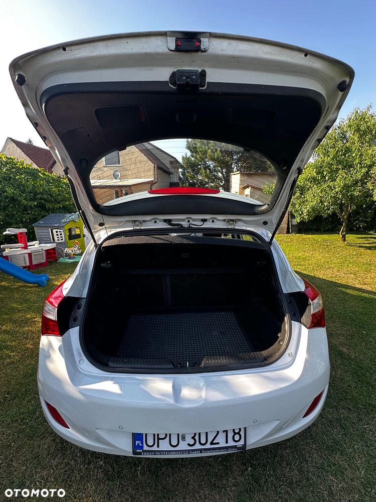 Hyundai i30 1.6 CRDi Classic - 8
