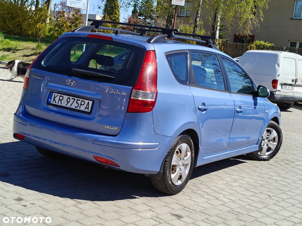 Hyundai i30 1.6 CRDi Classic + - 5