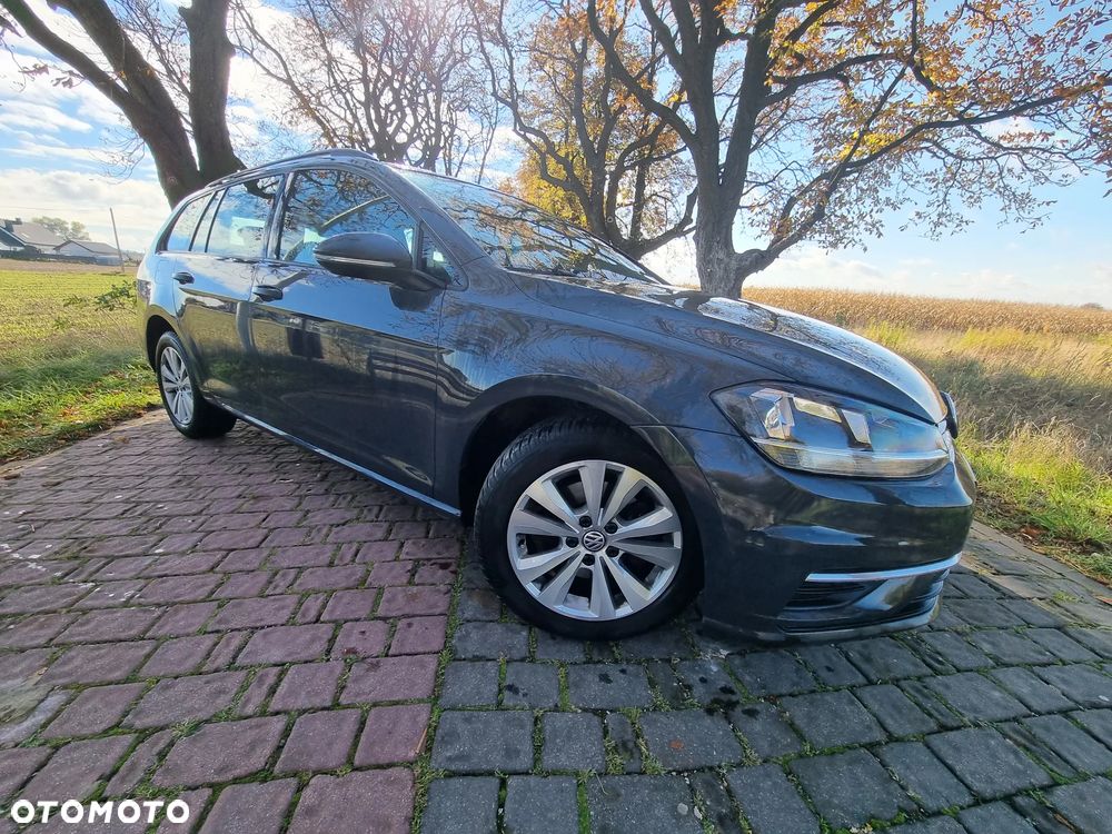 Volkswagen Golf Variant - 1