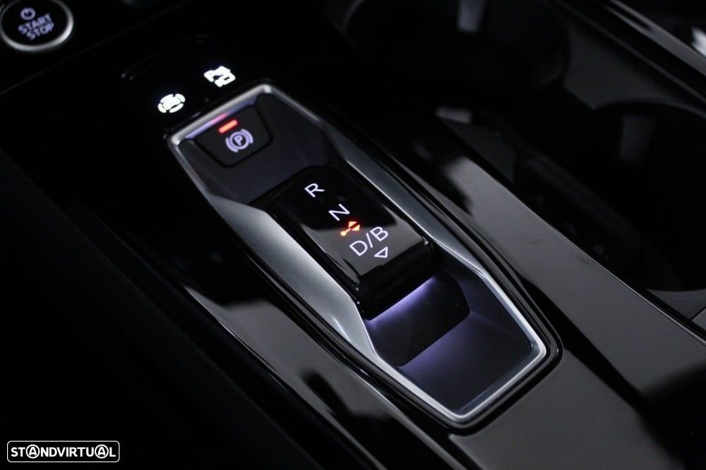 Audi Q6 e-tron - 33