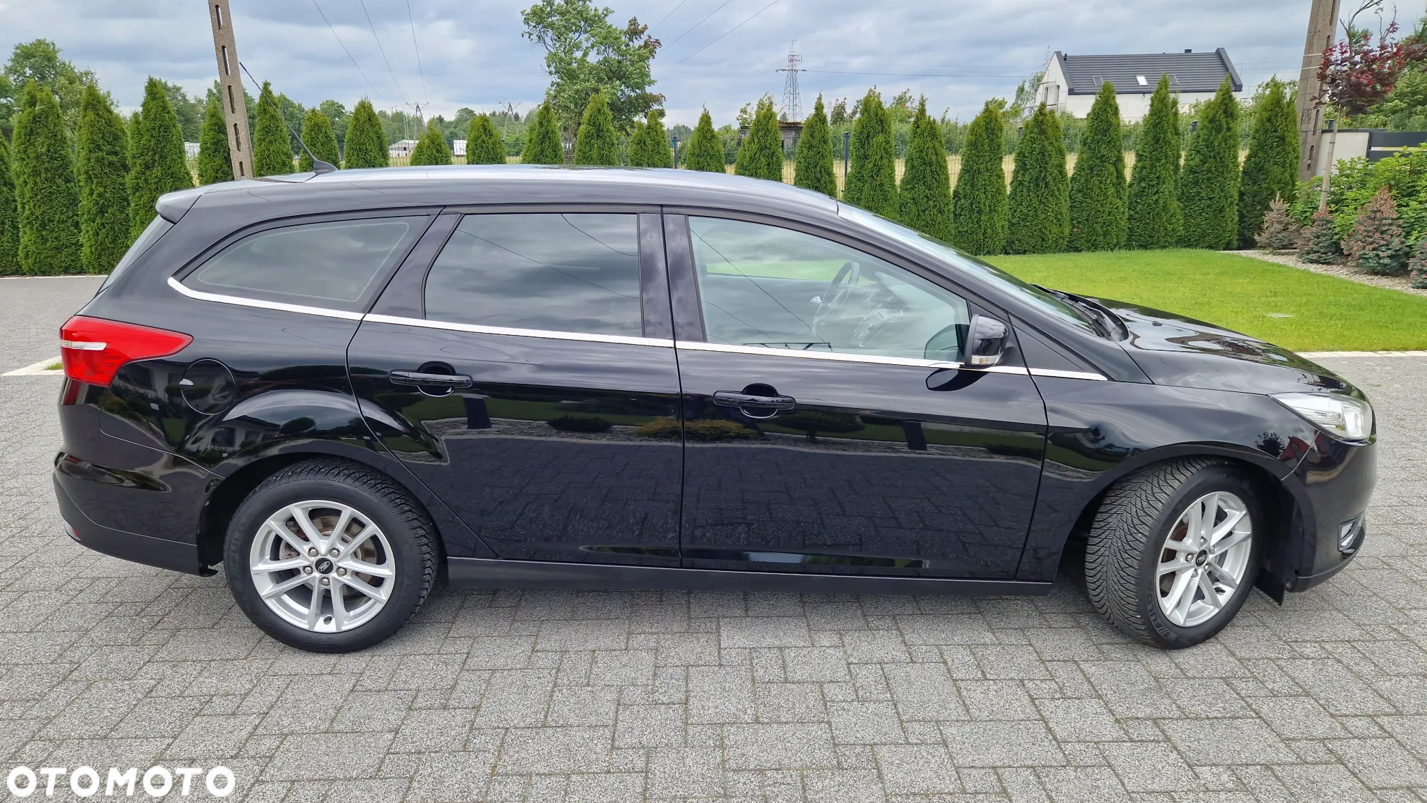Ford Focus Turnier 1.0 EcoBoost Start-Stopp-System TITANIUM - 26
