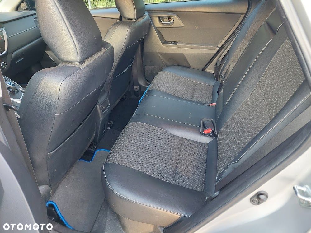 Toyota Auris 1.8 HSD Sol - 15
