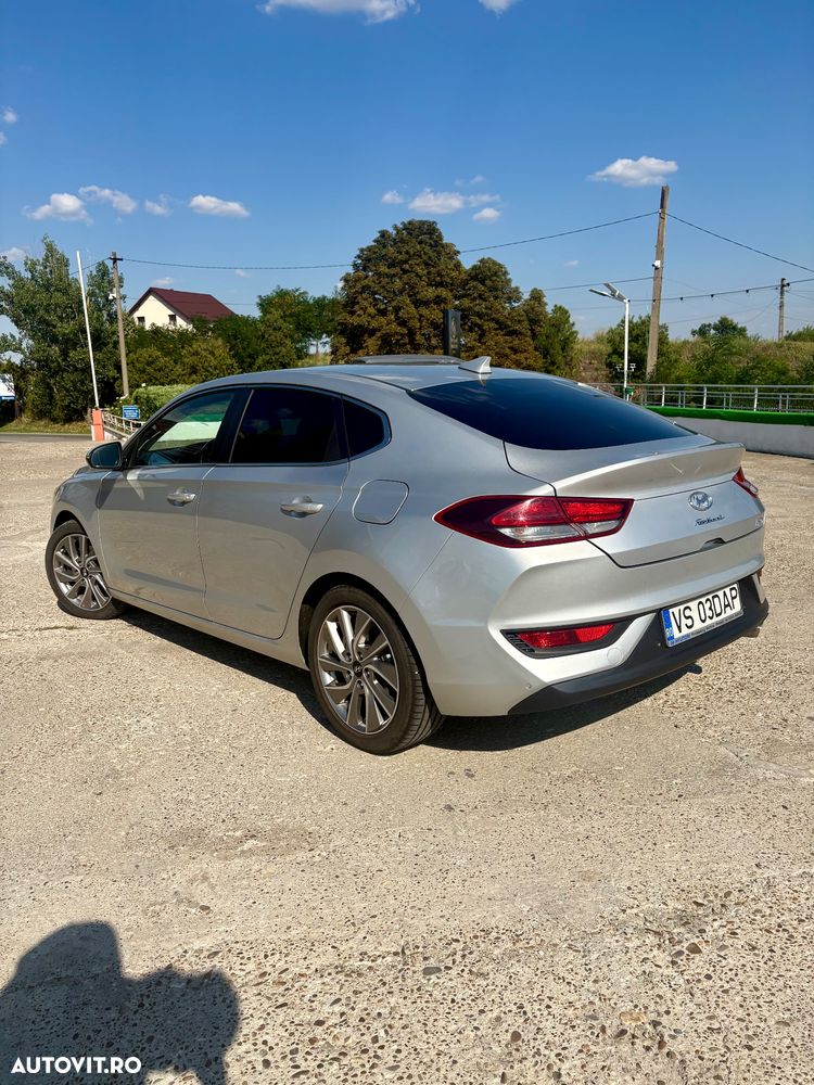 Hyundai i30 1.4 T-GDI 140CP 5DR 7DCT Exclusive+ - 3