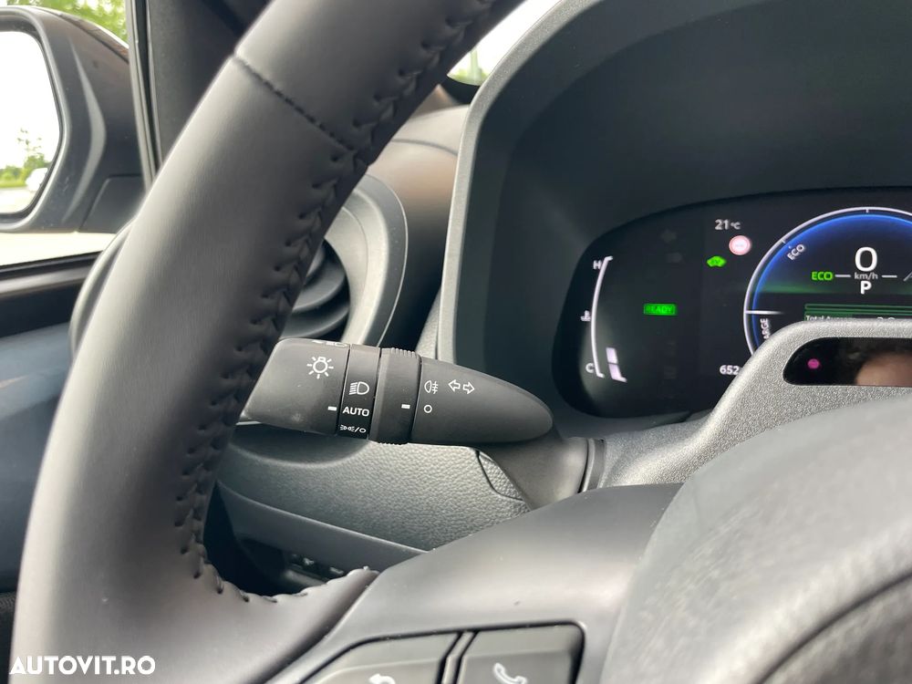 Toyota Aygo X 1.5l HEV 116CP Active - 25