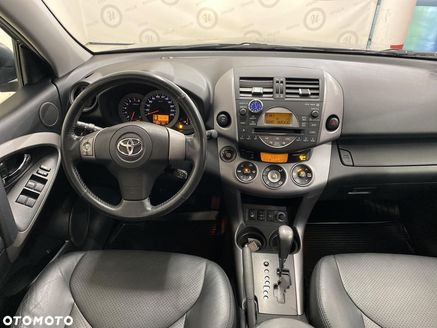 Toyota RAV4 - 3