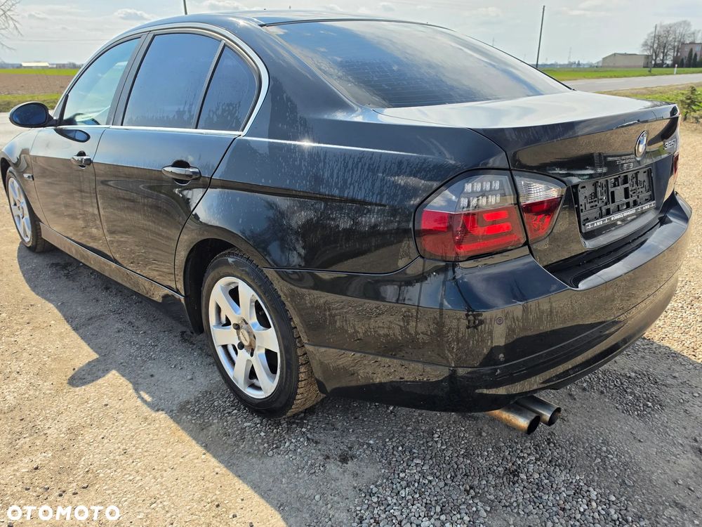 BMW Seria 3 325i - 12