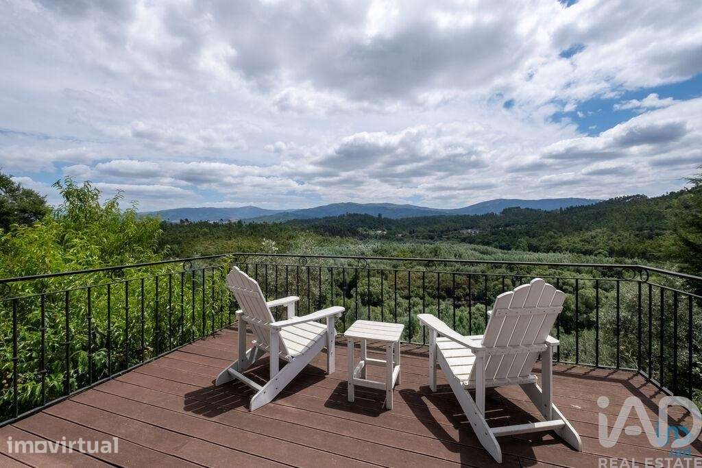 Casa / Villa T4 em Arganil de 247,00 m2 - Grande imagem: 3/29