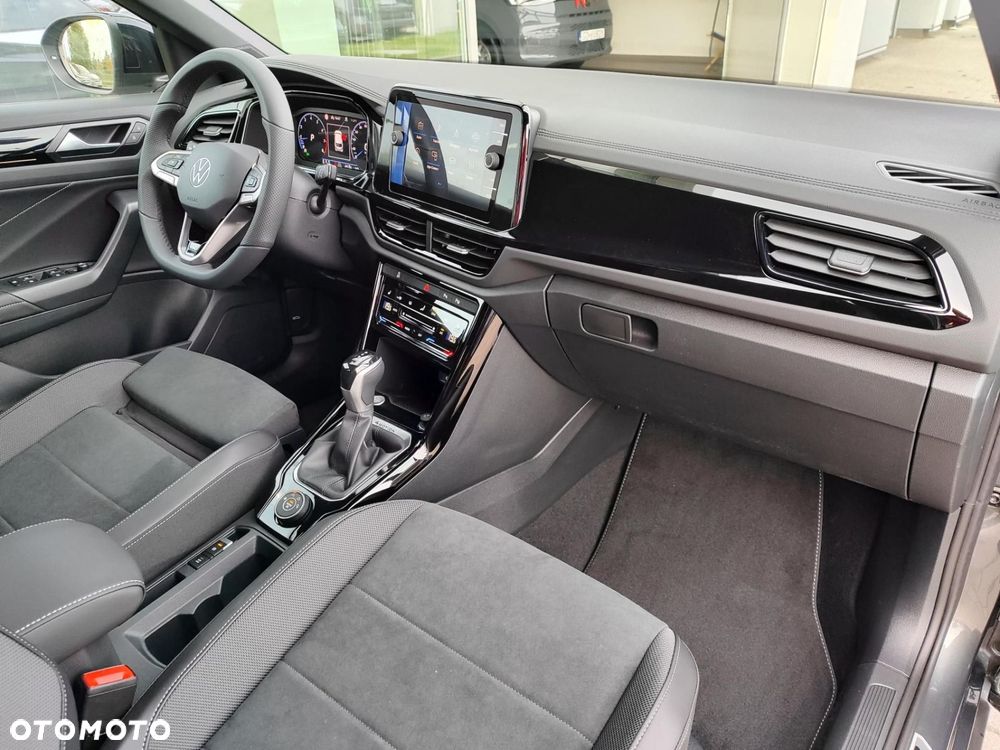 Volkswagen T-Roc - 23