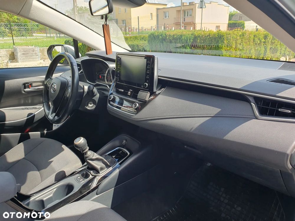 Toyota Corolla 1.6 Comfort - 9