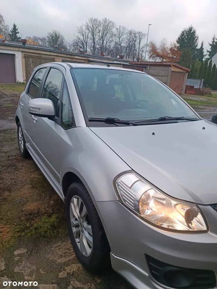 Suzuki SX4