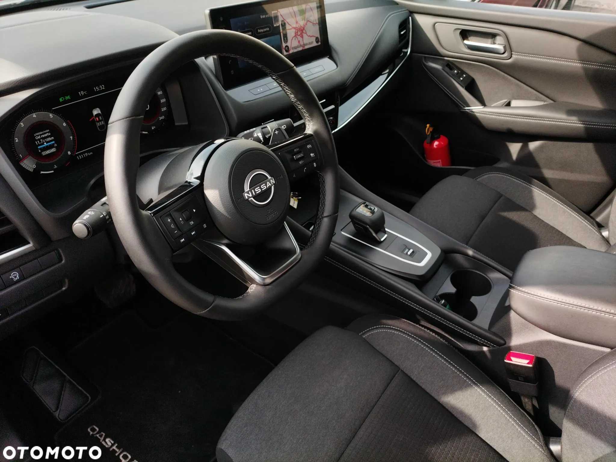 Nissan Qashqai 1.3 DIG-T mHEV N-Connecta Xtronic - 9