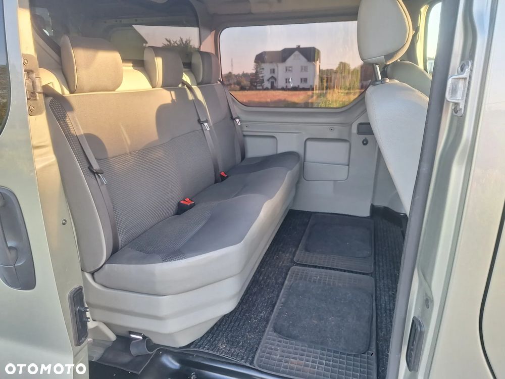 Opel Vivaro - 23