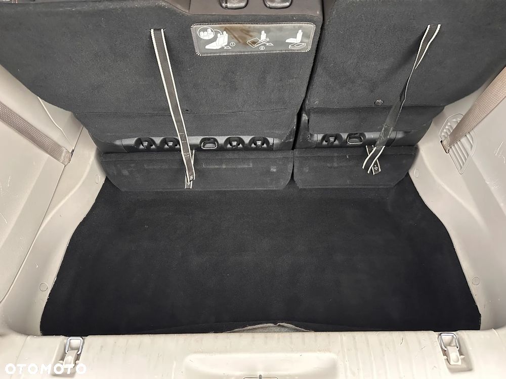 Chrysler Pacifica - 24