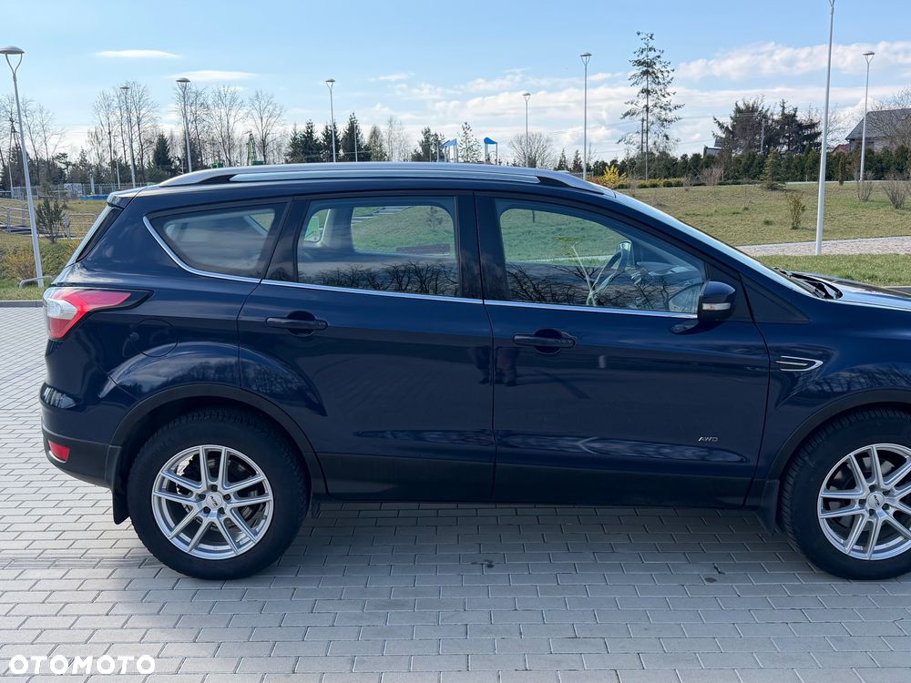 Ford Kuga - 12