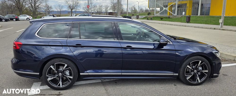 Volkswagen Passat 2.0 TDI DSG R Executive - 4