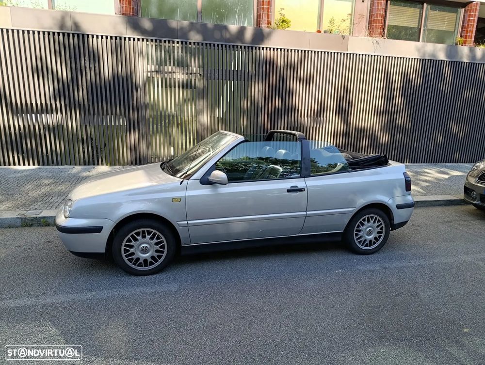VW Golf Cabriolet 1.6 Highline - 14