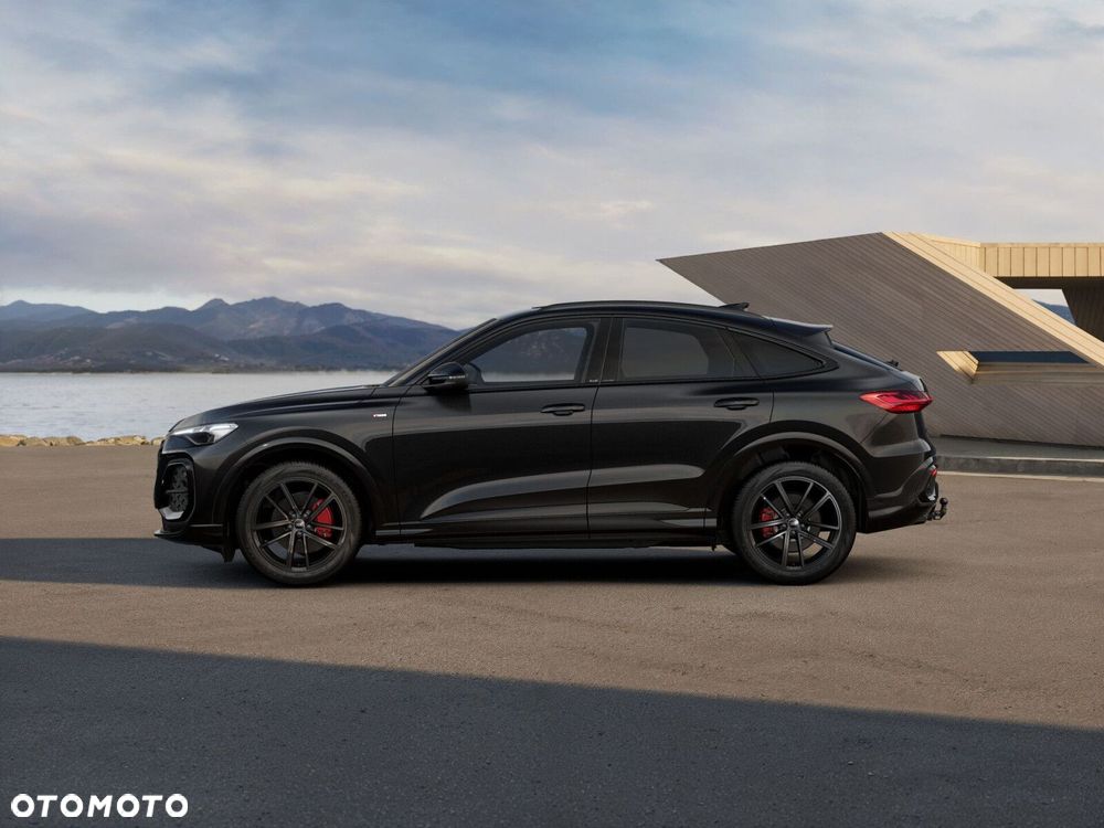 Audi Q5 Sportback - 4