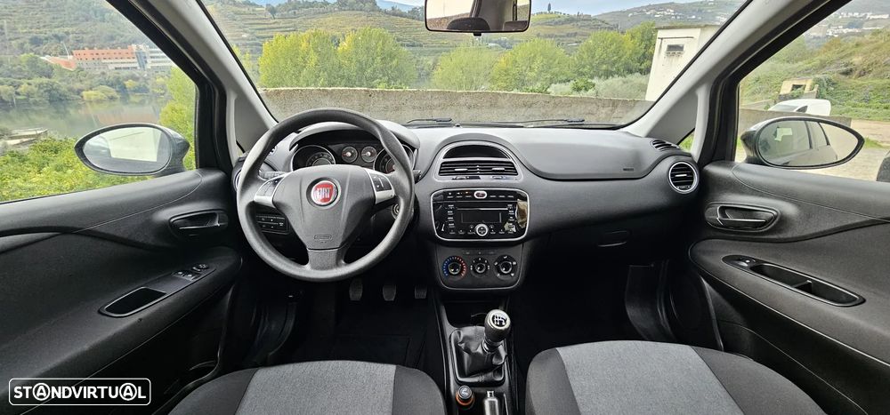 Fiat Punto 1.2 Young II S&S - 10