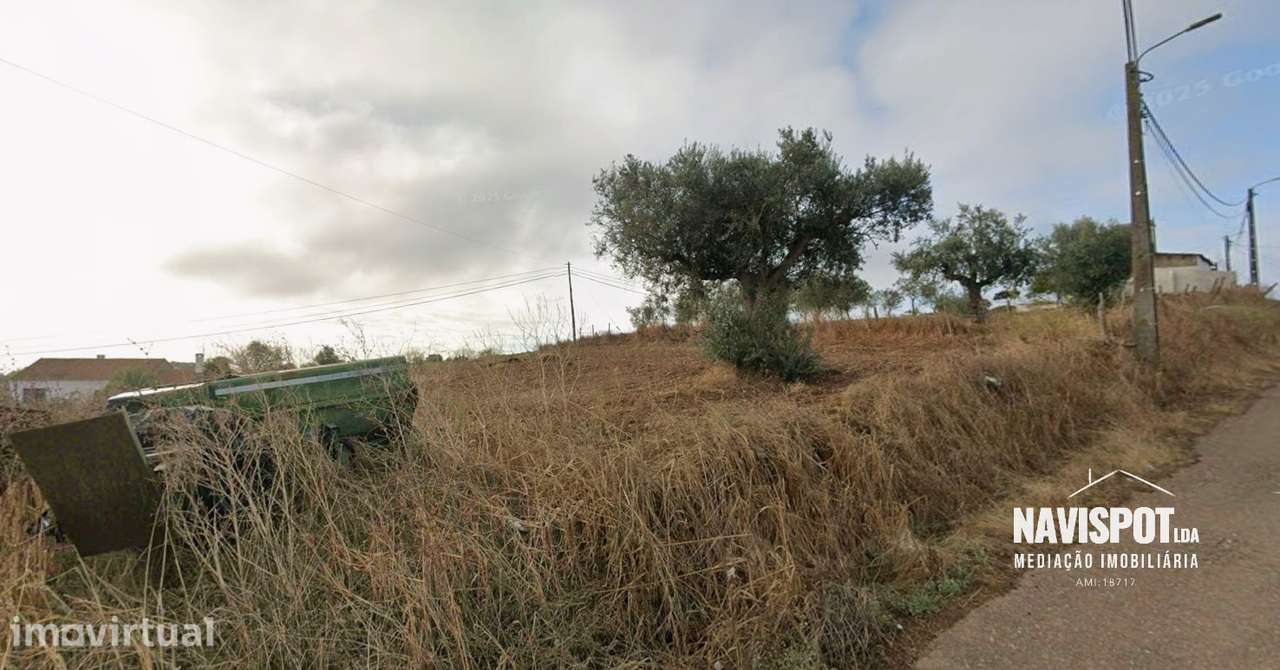 Terreno urbano com 1153 m2 e 450 m2 de área bruta de construção - Grande imagem: 3/7