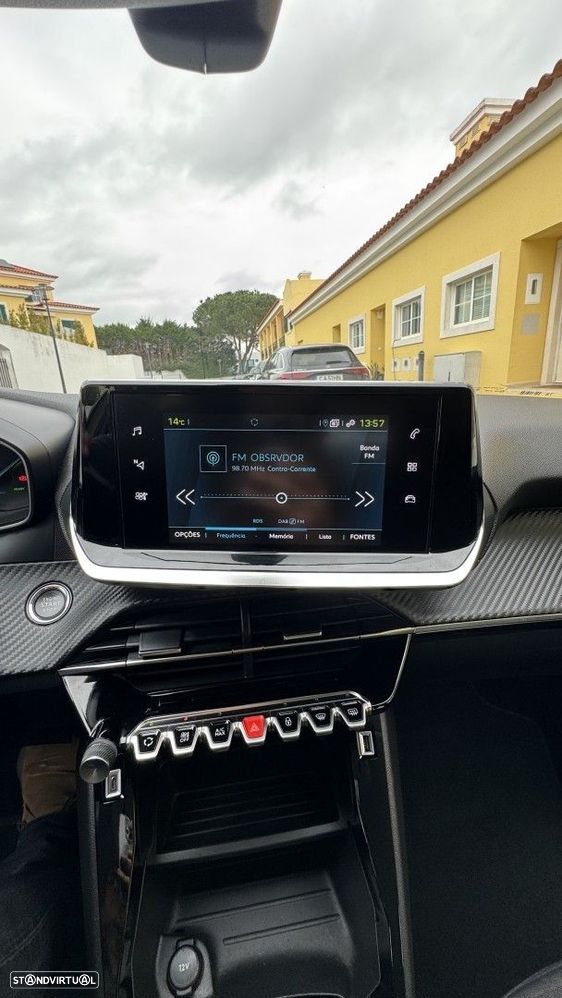 Peugeot e-208 50 kWh Allure - 18