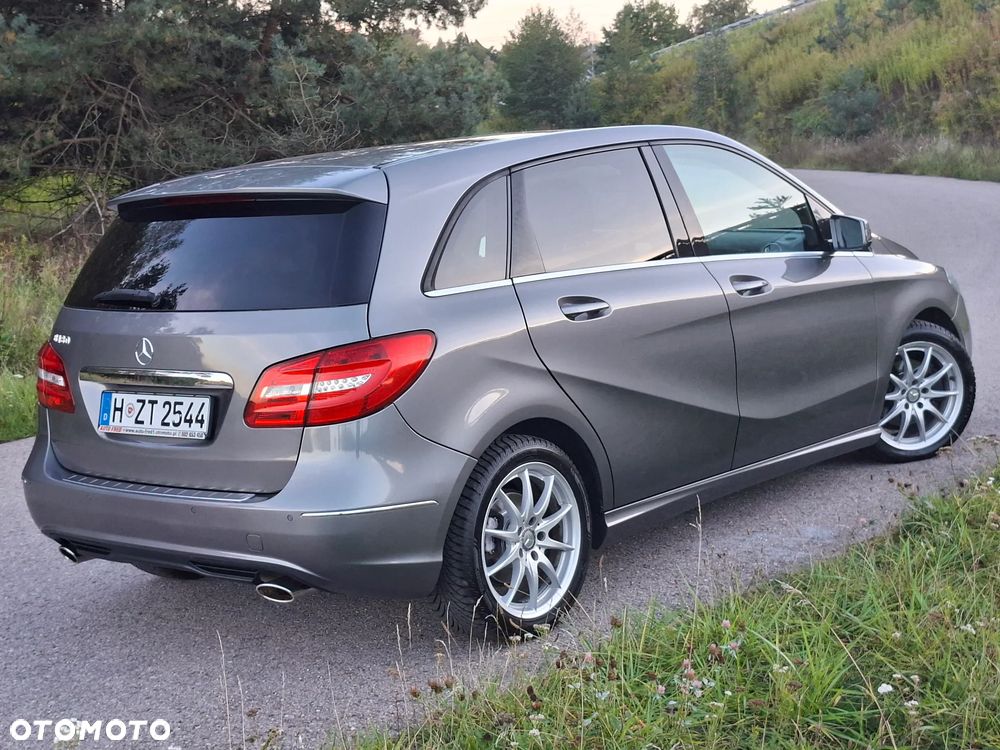 Mercedes-Benz Klasa B 180 BlueEFFICIENCY Edition 1 - 22