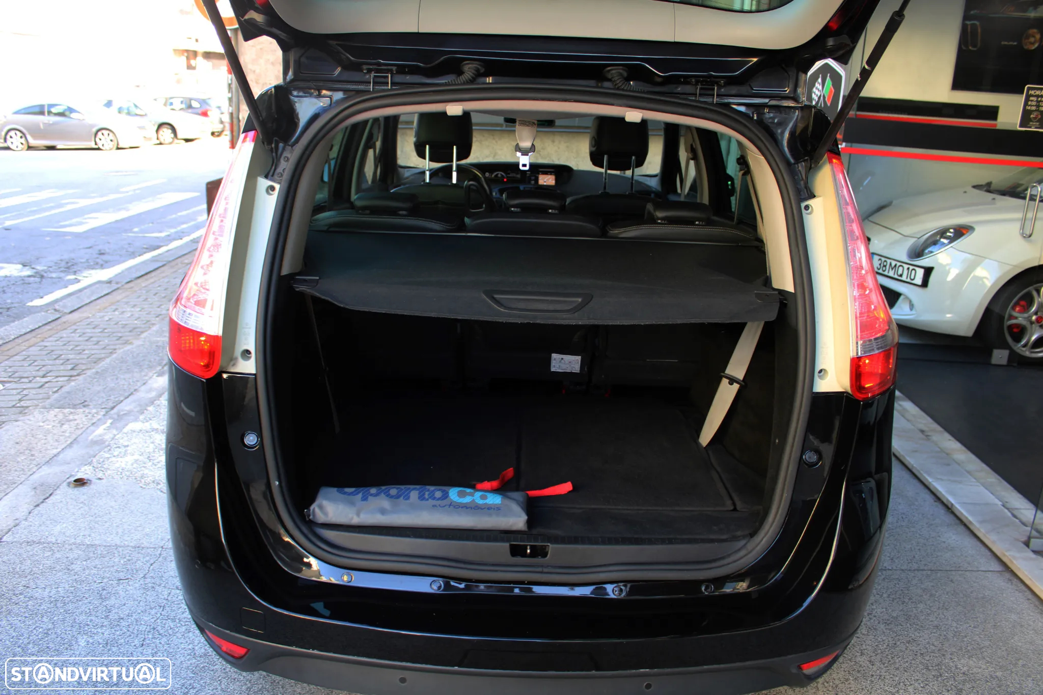 Renault Grand Scénic 1.6 dCi Bose Edition SS - 49