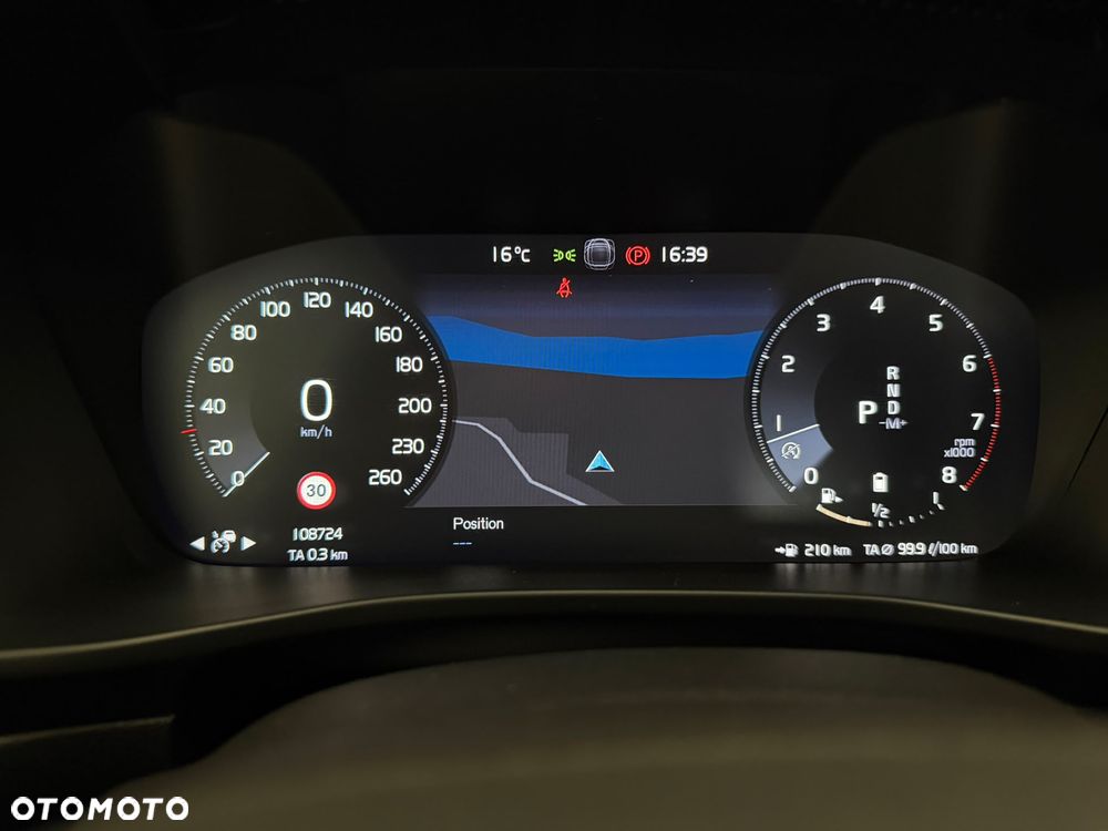 Volvo XC 40 B4 B AWD R-Design - 21