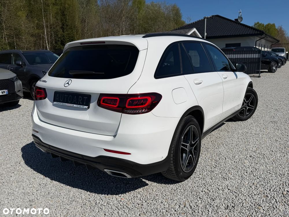 Mercedes-Benz GLC 200 d 4Matic 9G-TRONIC AMG Line - 17