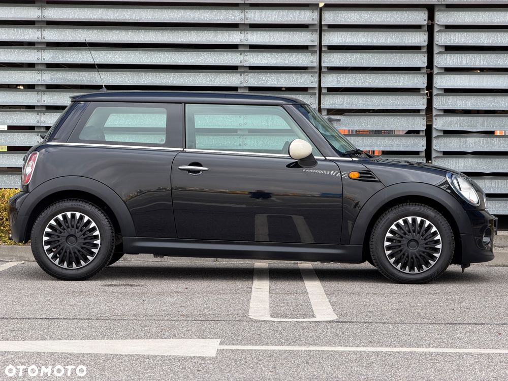 MINI ONE - 6