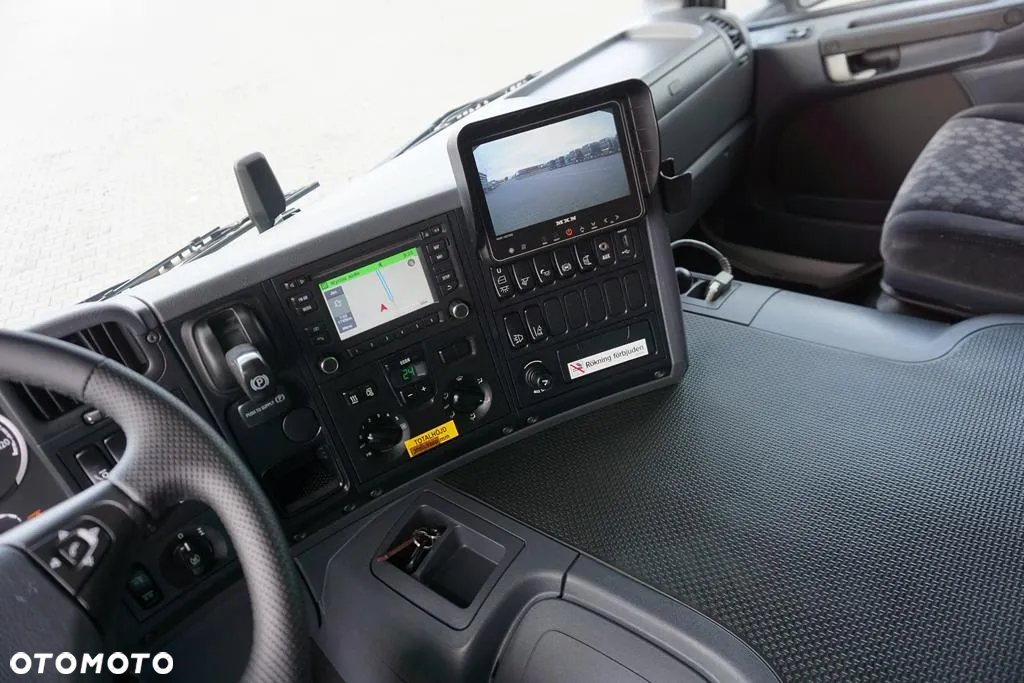 Scania P 320 / EURO 6 / KONTENER + WINDA / 22 PALETY / OŚ SKRĘTNA - 9