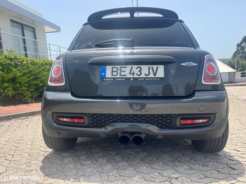 MINI Coupé John Cooper Works - 4