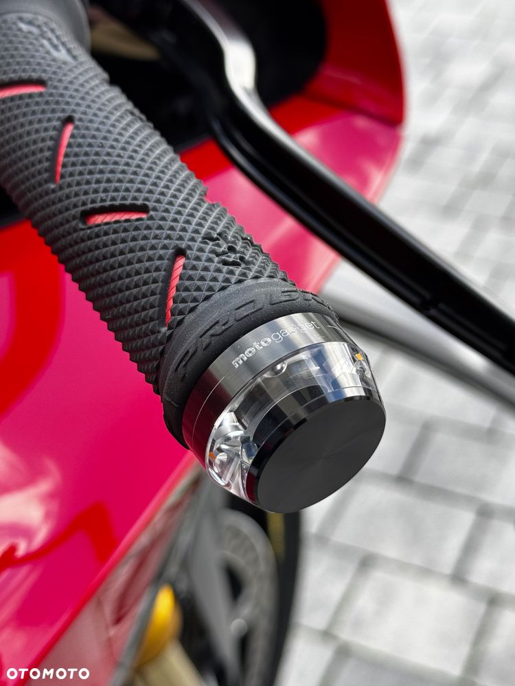 Ducati Panigale V4R - 12