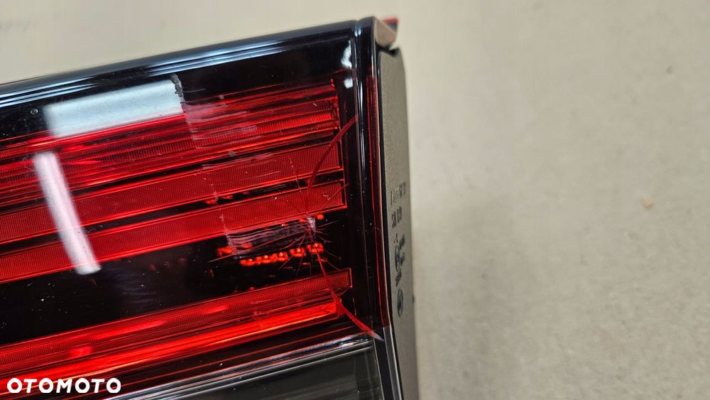 lampa tył tylna prawa w klapę toyota mirai - 5