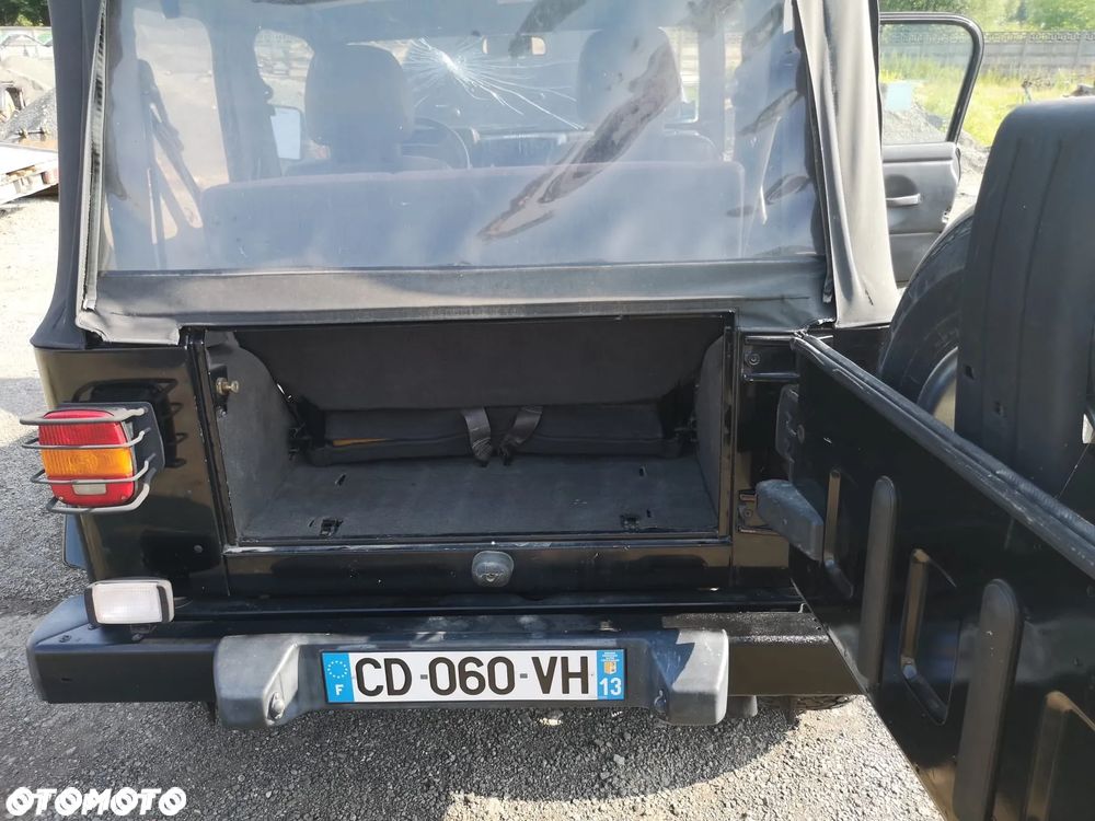 Jeep Wrangler - 25