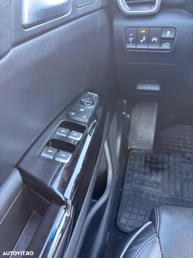 Kia Sportage 1.6 T-GDI 7DCT 4x4 GT Line - 9