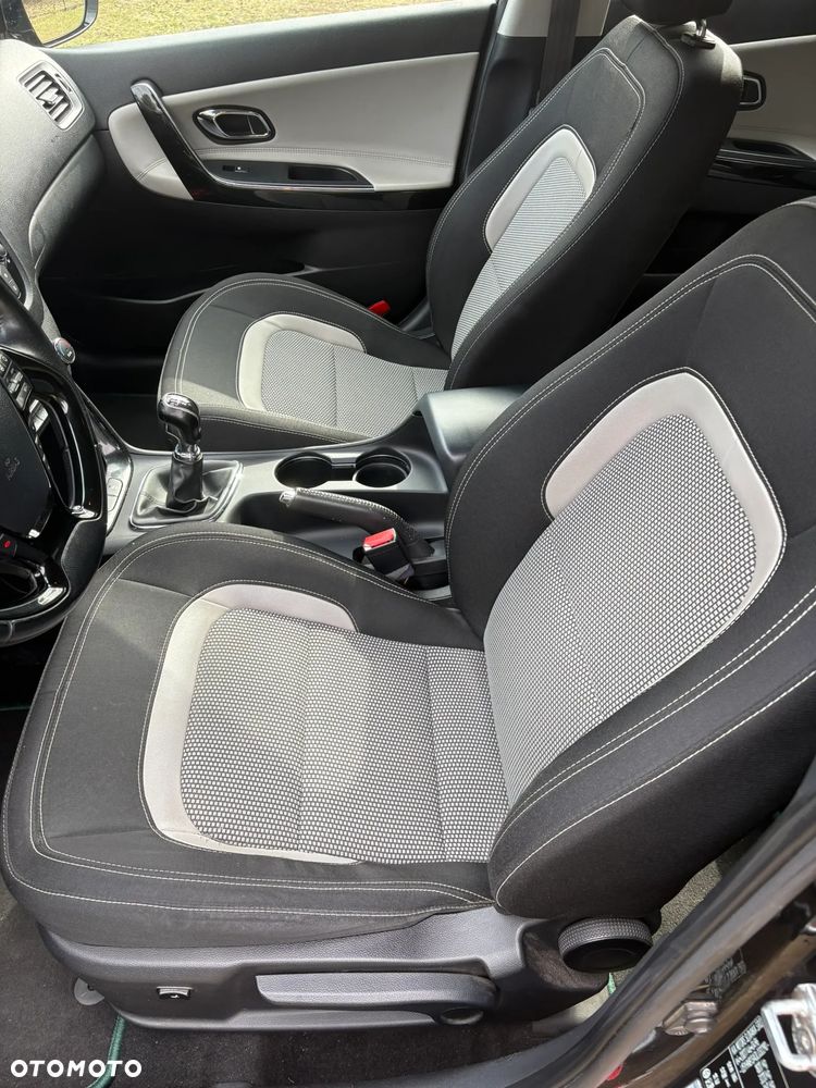 Kia Ceed 1.6 GDI XL - 12